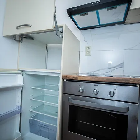 Oda ve Kahvaltı Agreable Sur Avc Parking Et Wifi Gratuit *